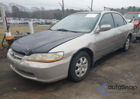 1998 Honda Accord Lx from USA, damaged, VIN 1HGCG5642WA207591